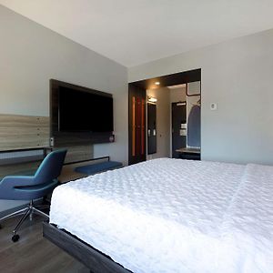 King Room Mobility accessible